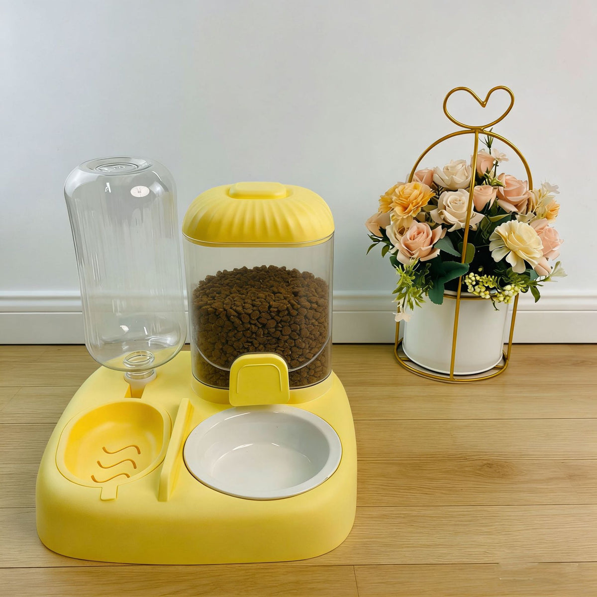Dual Compartment Pet Feeding Bowl